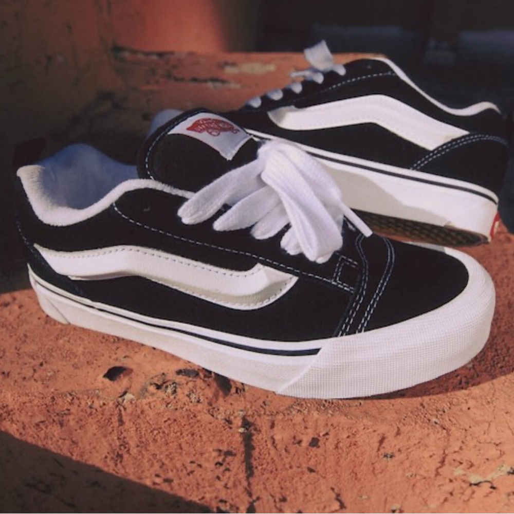 Kids Vans Knu School Skate Shoe- Black/White